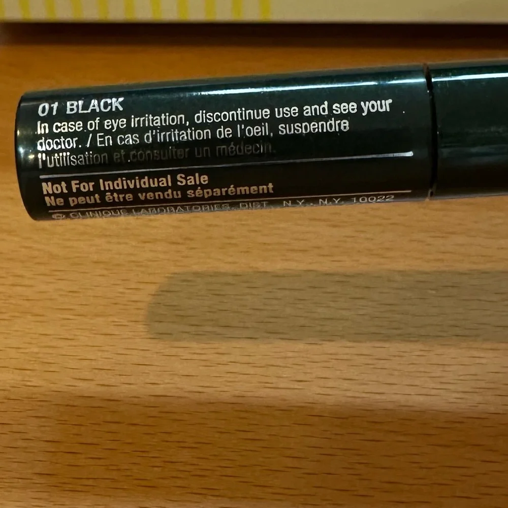 Two Clinique Trail Size of High Impact Mascara in Black(0.14 oz.) 3.5ml in New